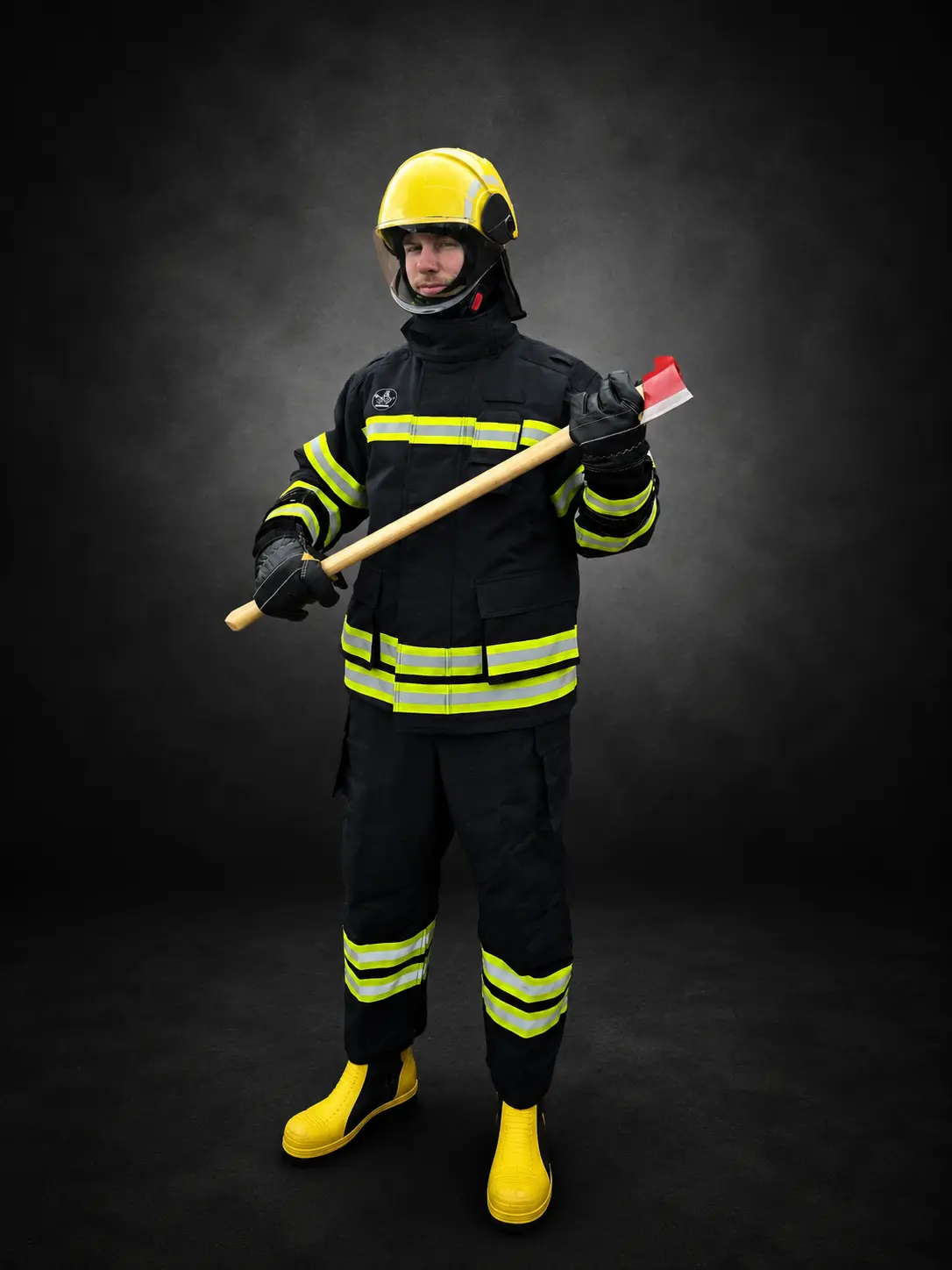 MERMAN Essential SOLAS firefighter kit