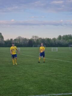 Mosede Boldklub player at training