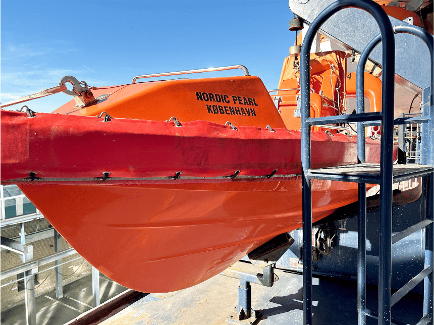 Lifeboat with custom vessel name and home port marking