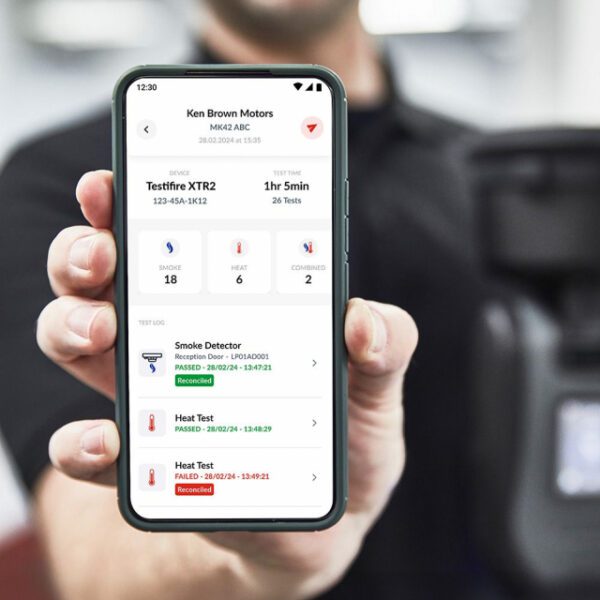 DT Connect app showing smoke, heat and combined Testifire XTR2 test results