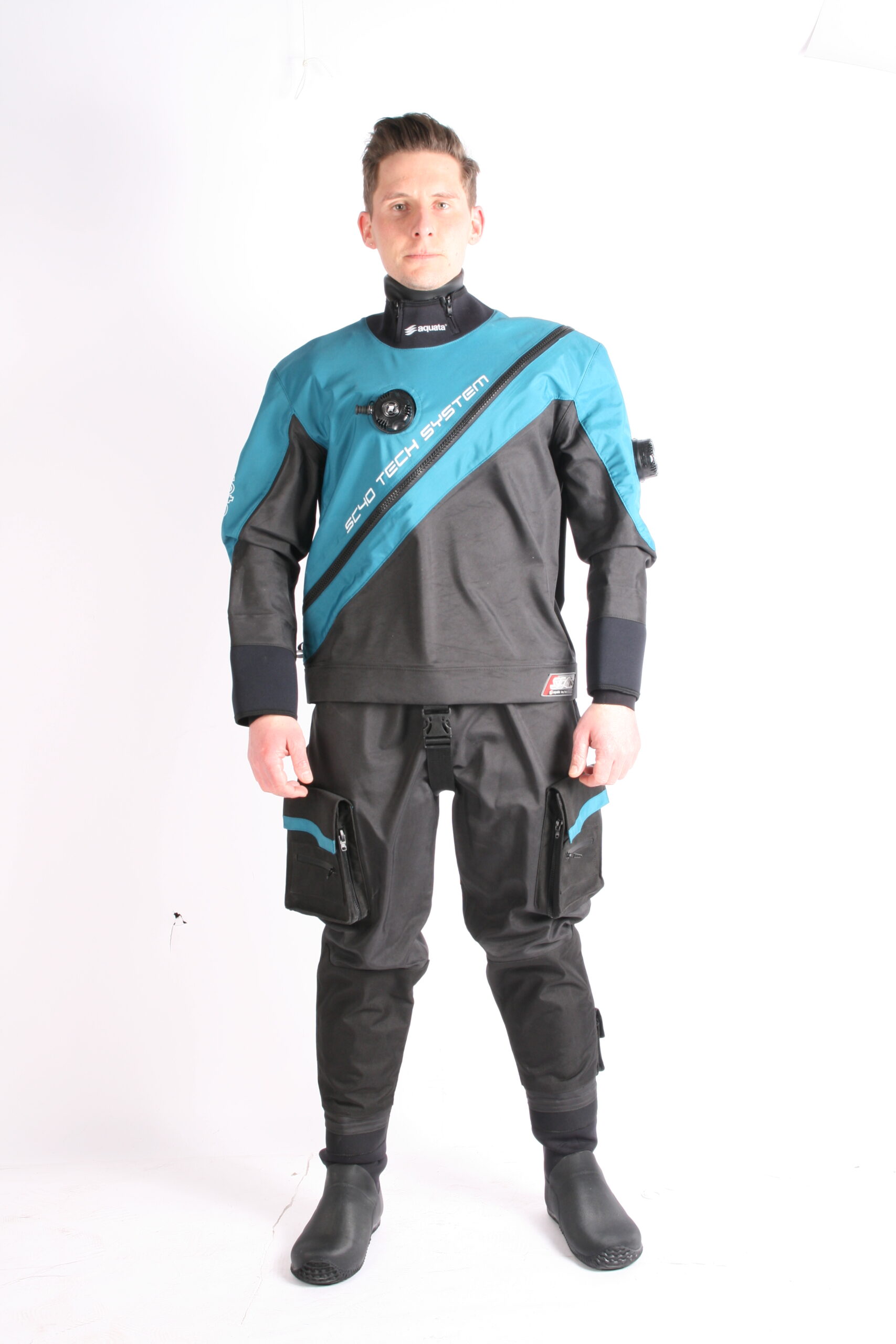 AQUATA SC40 trilaminate drysuit with diagonal front zipper